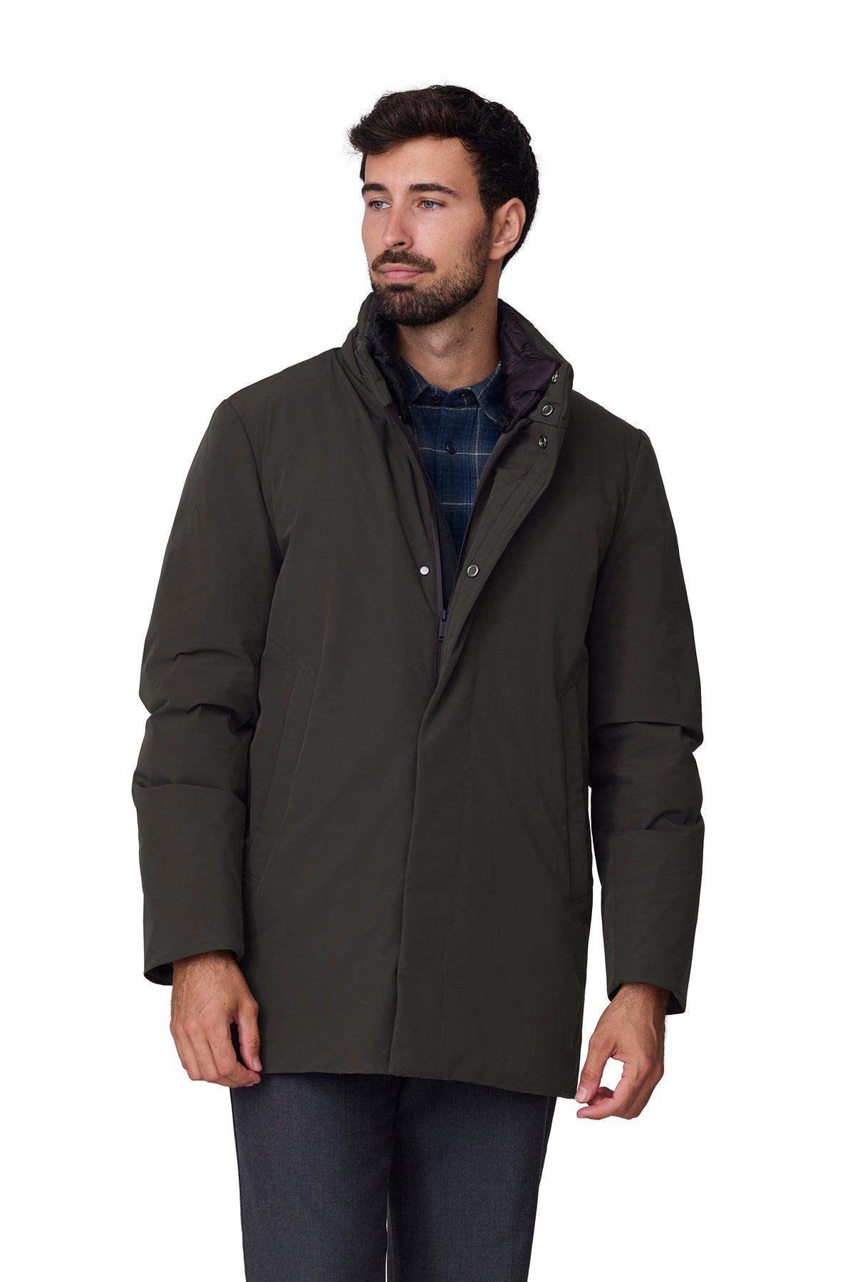 Parka lisa media verde, vista cerrada delantero